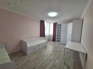 Apartament cu 3 camere, 84 m², Buiucani, Chișinău foto 9