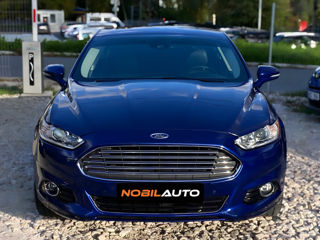 Ford Fusion foto 3