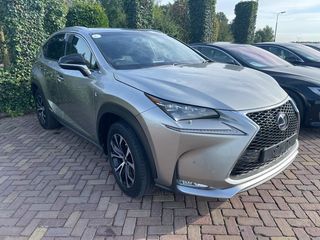 Lexus NX Series foto 1