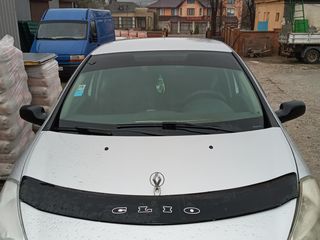 Renault Clio foto 3