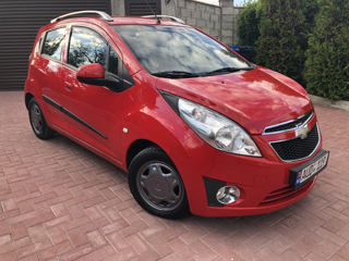 Chevrolet Spark foto 1