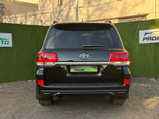 Toyota Land Cruiser foto 6