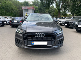 Audi Q7 foto 1