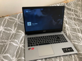 Acer Aspire 3 foto 1