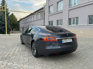 Tesla Model S foto 5