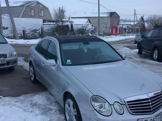 Mercedes E Class foto 7