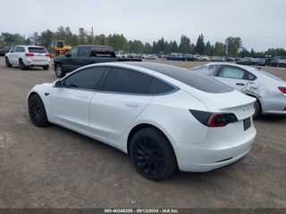 Tesla Model 3 foto 5