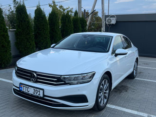 Volkswagen Passat foto 2