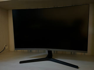 Monitor Samsung C27R500FHR foto 2