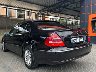 Mercedes E-Class foto 3