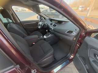 Renault Grand Scenic foto 8