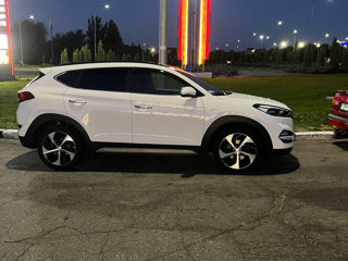 Hyundai Tucson foto 2