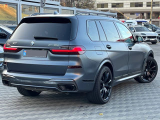 BMW X7 foto 3