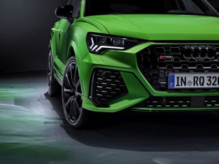 Audi RS Q3 lift есть запчасти по кузову