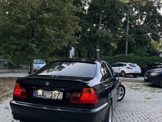 BMW 3 Series foto 3