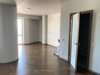 Apartament cu 2 camere, 118 m², Centru, Chișinău foto 8