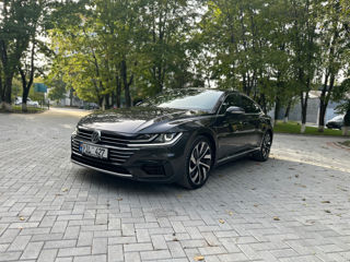 Volkswagen Passat foto 1