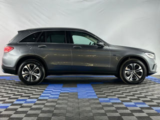 Mercedes GLC foto 2