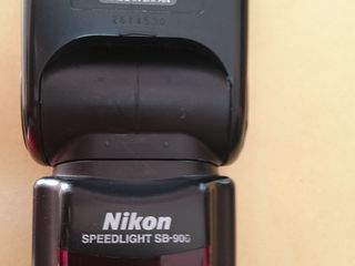 Вспышки Nikon - SB 900 - 200$ и Canon 430 EX - 2 - 100 $ - в идеальном состоянии. foto 1