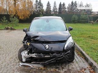 Cumpar orice auto avariate                                      Куплю любые аварийные авто foto 1