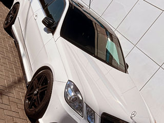 Mercedes E-Class foto 5