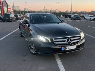 Mercedes E-Class foto 7