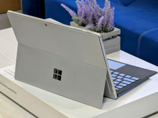 Microsoft Surface Pro 6 2K Touch (Core i5 8350u/8Gb Ram/128Gb SSD/12.3 PixelSense Touch) foto 6