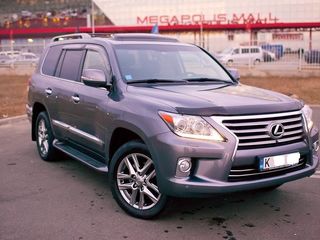 Lexus LX Series foto 1