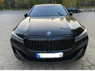 BMW 7 Series foto 1