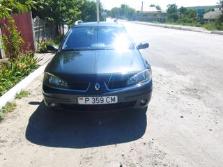 Renault Laguna foto 6