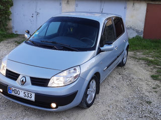 Renault Scenic foto 2