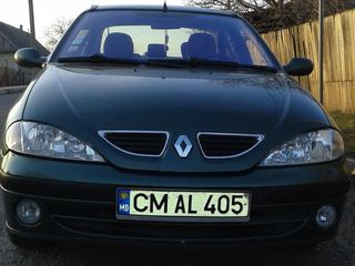 Renault Megane foto 8