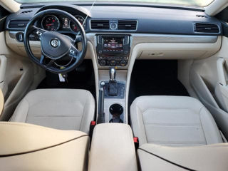 Volkswagen Passat foto 8