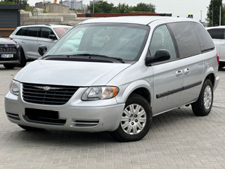 Chrysler Voyager foto 4