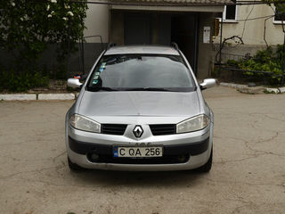 Renault Megane foto 2