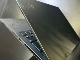 ThinkPad X1 Carbon Gen 8 Touchscreen foto 3