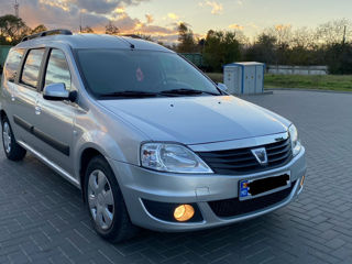 Dacia Logan foto 2