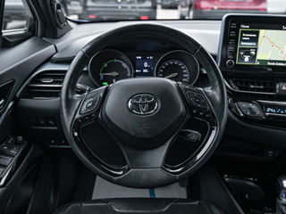 Toyota C-HR foto 10