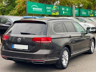 Volkswagen Passat foto 6