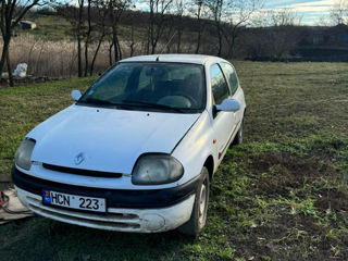 Renault Clio foto 3