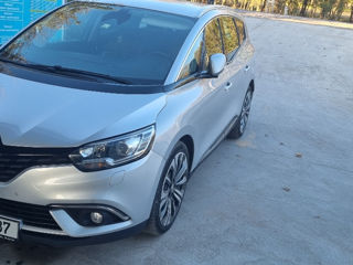 Renault Grand Scenic foto 1