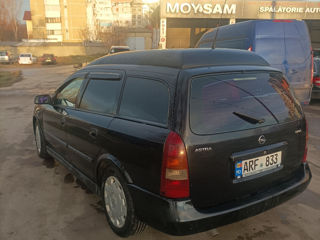 Opel Astra foto 2