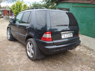 Mercedes ML Class foto 4