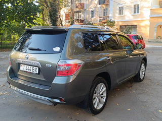 Toyota Highlander foto 2