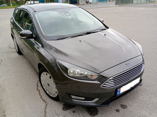 Ford Focus foto 1