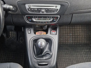 Renault Scenic foto 10