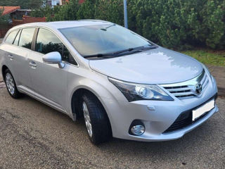 Toyota Avensis foto 5