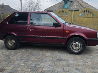 Nissan Micra foto 2