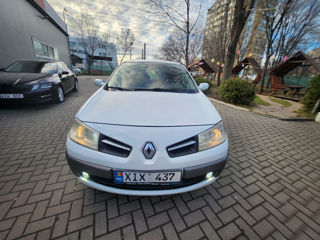 Renault Megane foto 4