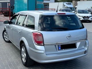 Opel Astra foto 5